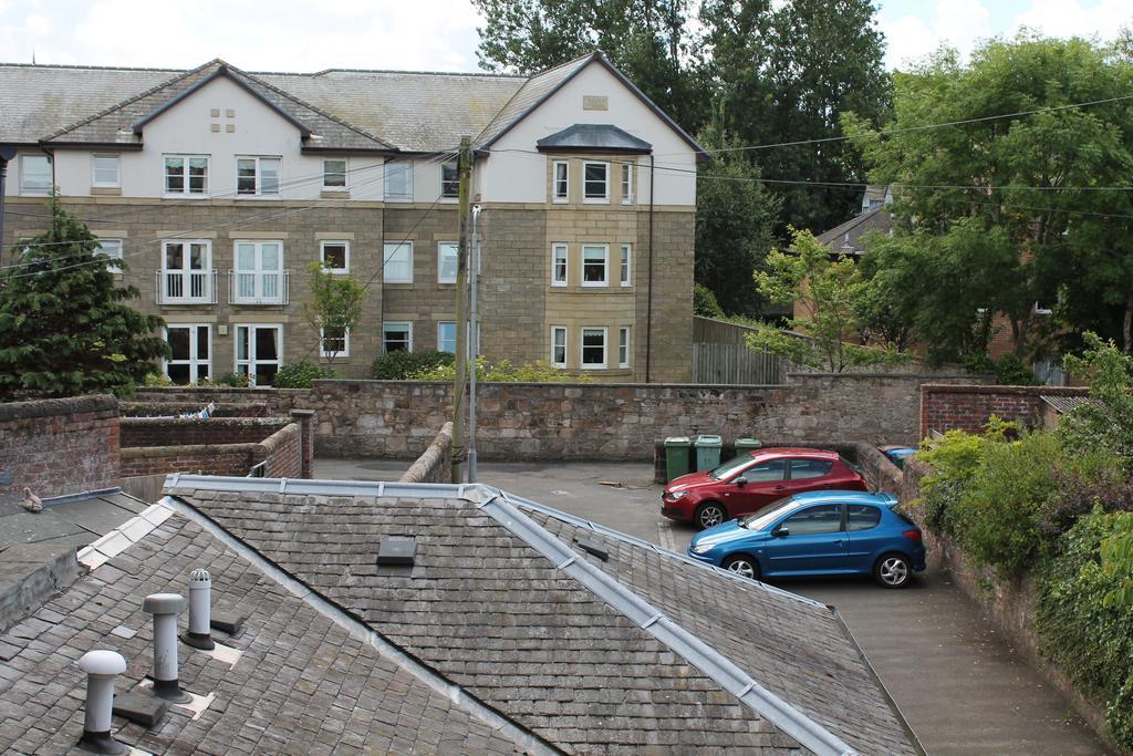 Townhouse Apartments Ayr Exterior photo